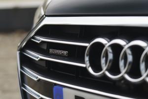 Audi A8 L 60 TFSI e Quattro 2020 года  (UK)